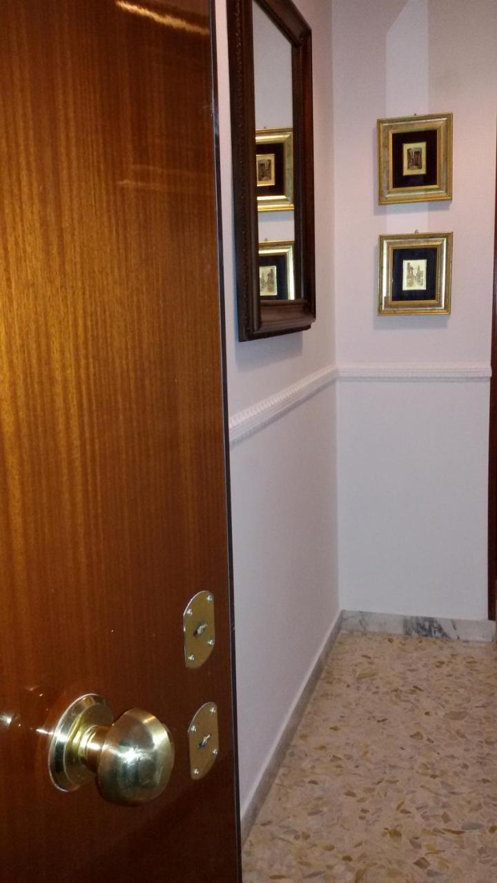 B&B Metropolitan Taranto Exterior photo